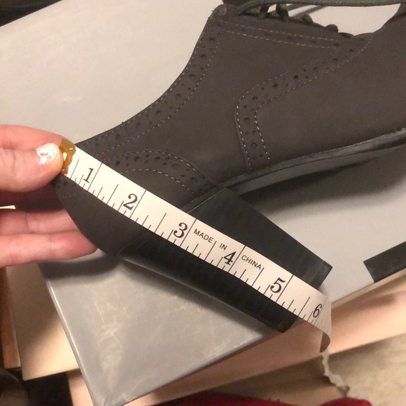 Heels - Picture 6 of 6